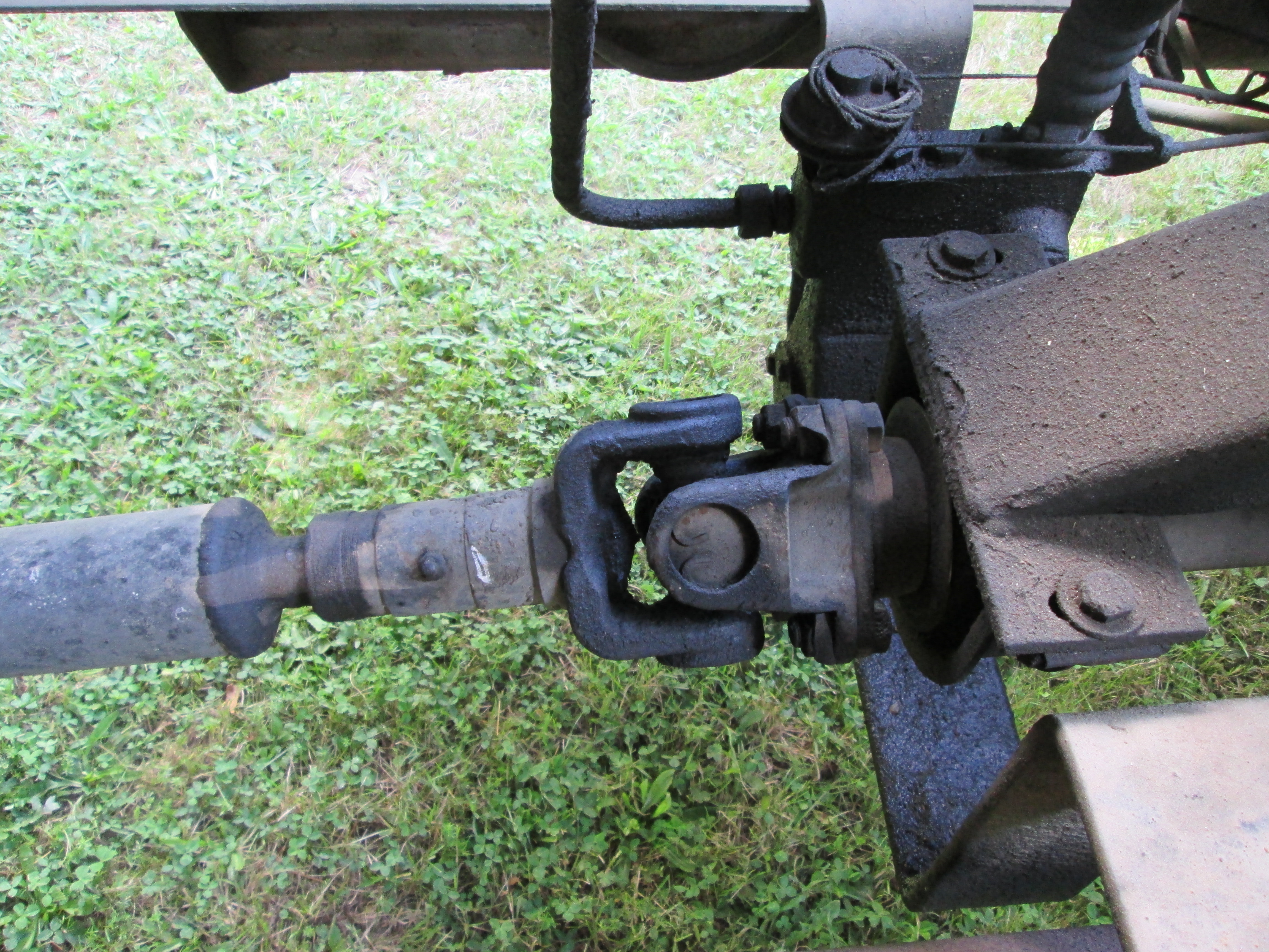 a universal joint in a train coupling